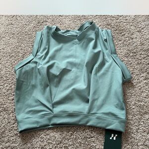 HALARA Sleeveless Aqua Crop Top